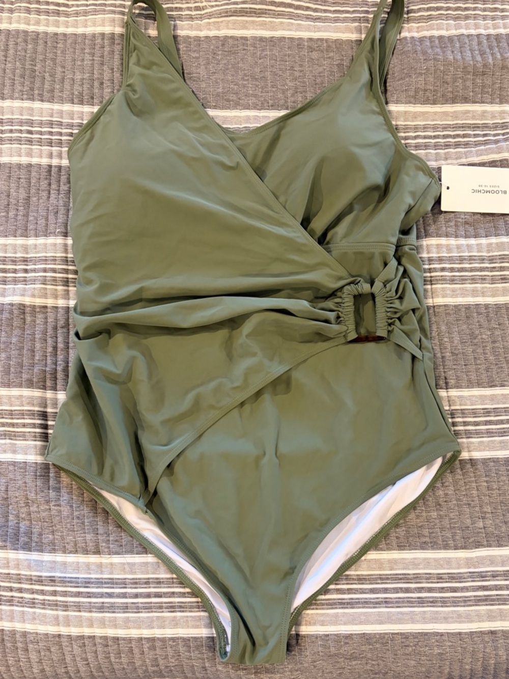 NWT BloomChic Women’s Plus size 18/20 Olive Green One-Piece Swimsuit
